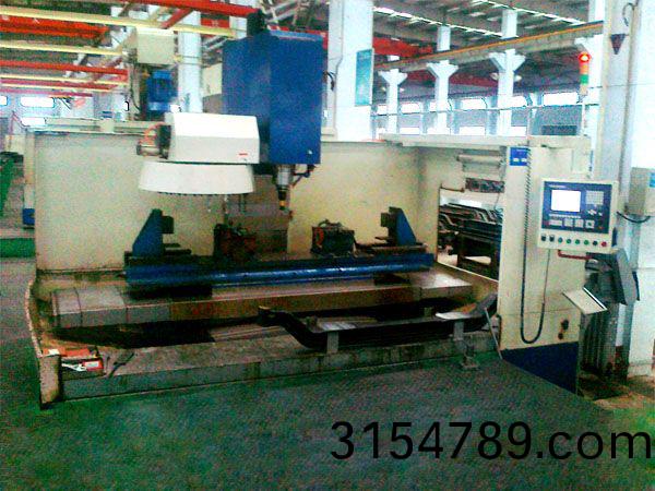 前軸十孔(kong)加工專用(yong)立式加工